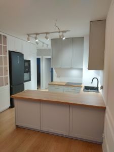 meble kuchenne fronty frezowane lakier polmat witryna