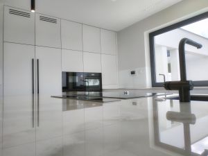 meble kuchenne krakow okap chowany w blacie