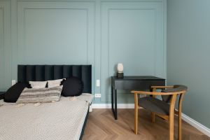 nowoczesna toaletka w sypialni